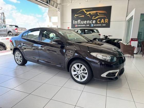 RENAULT FLUENCE 2.0 PRIVILÉGE 16V FLEX 4P AUTOMÁTICO RENAULT FLUENCE 2.0 PRIVILÉGE 16V FLEX 4P AUTOMÁTICO